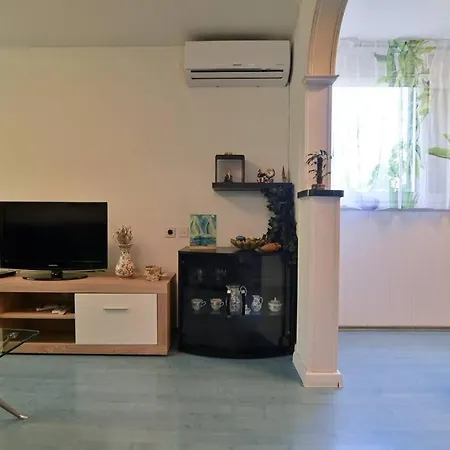 Apartment Lovret *